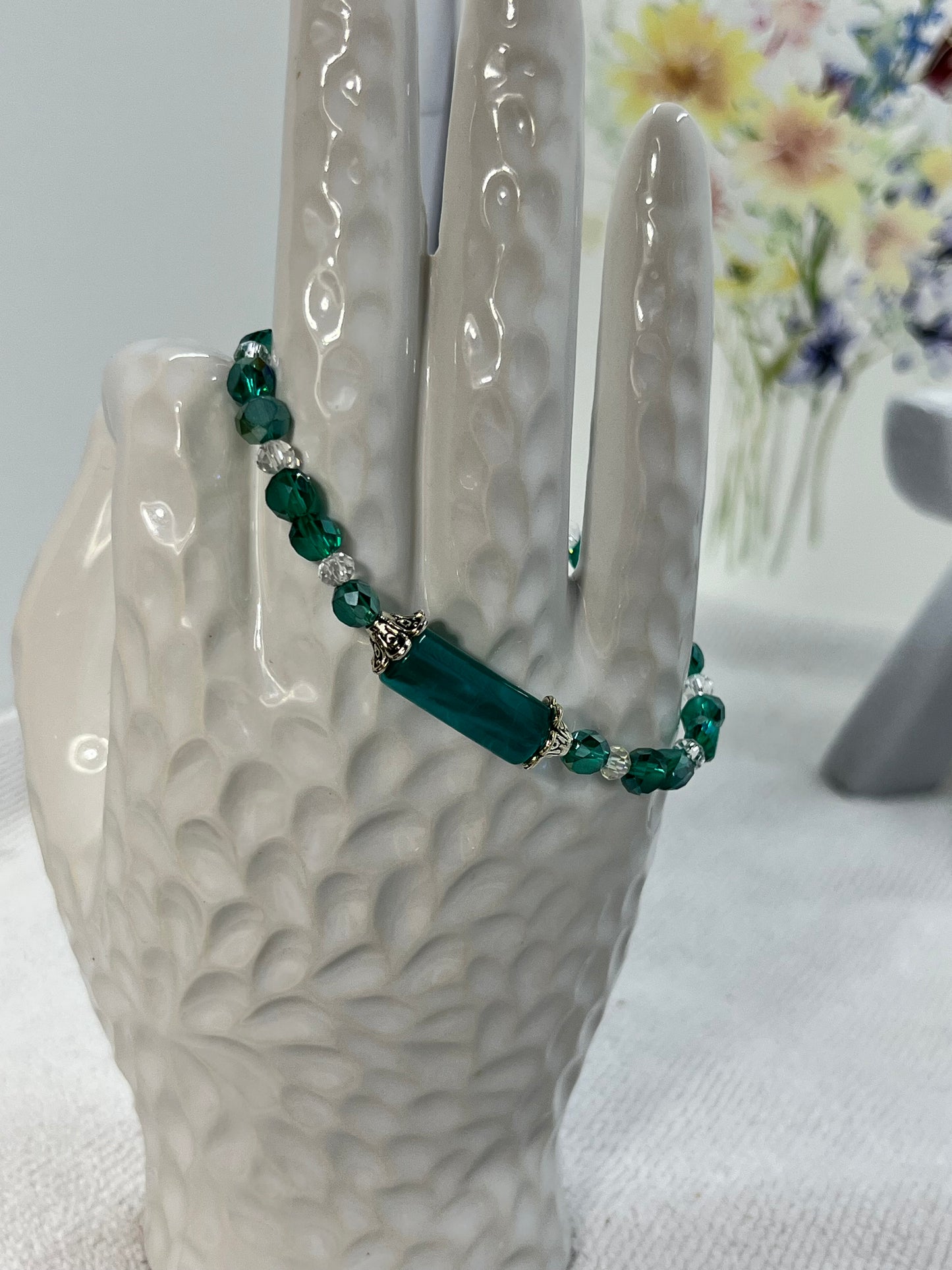 Green and Clear Crystal Bead Bracelet with a Cylinder Center